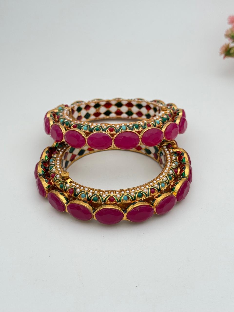 Rajvanshi Meenakari Bangle